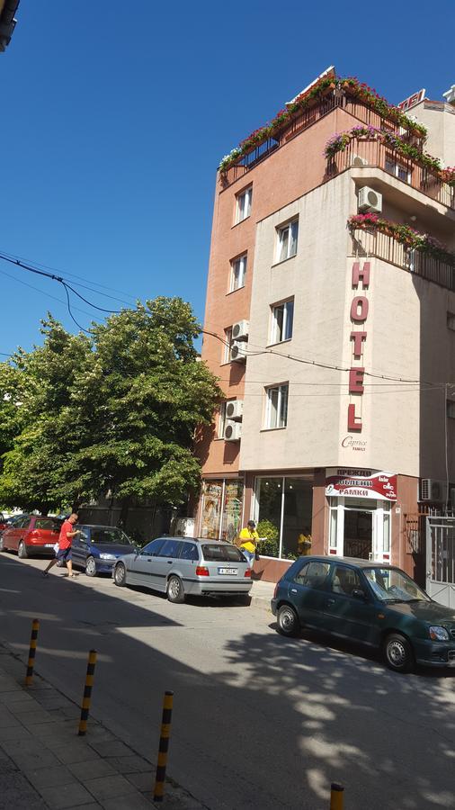 Caprice Family Hotel فارنا المظهر الخارجي الصورة